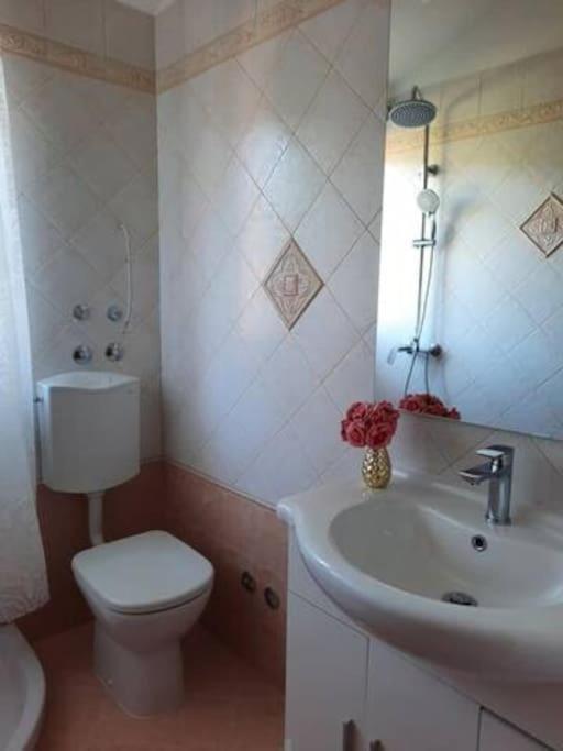 Holiday Home For 8 People, Pool + Sea View Vilanija Kültér fotó